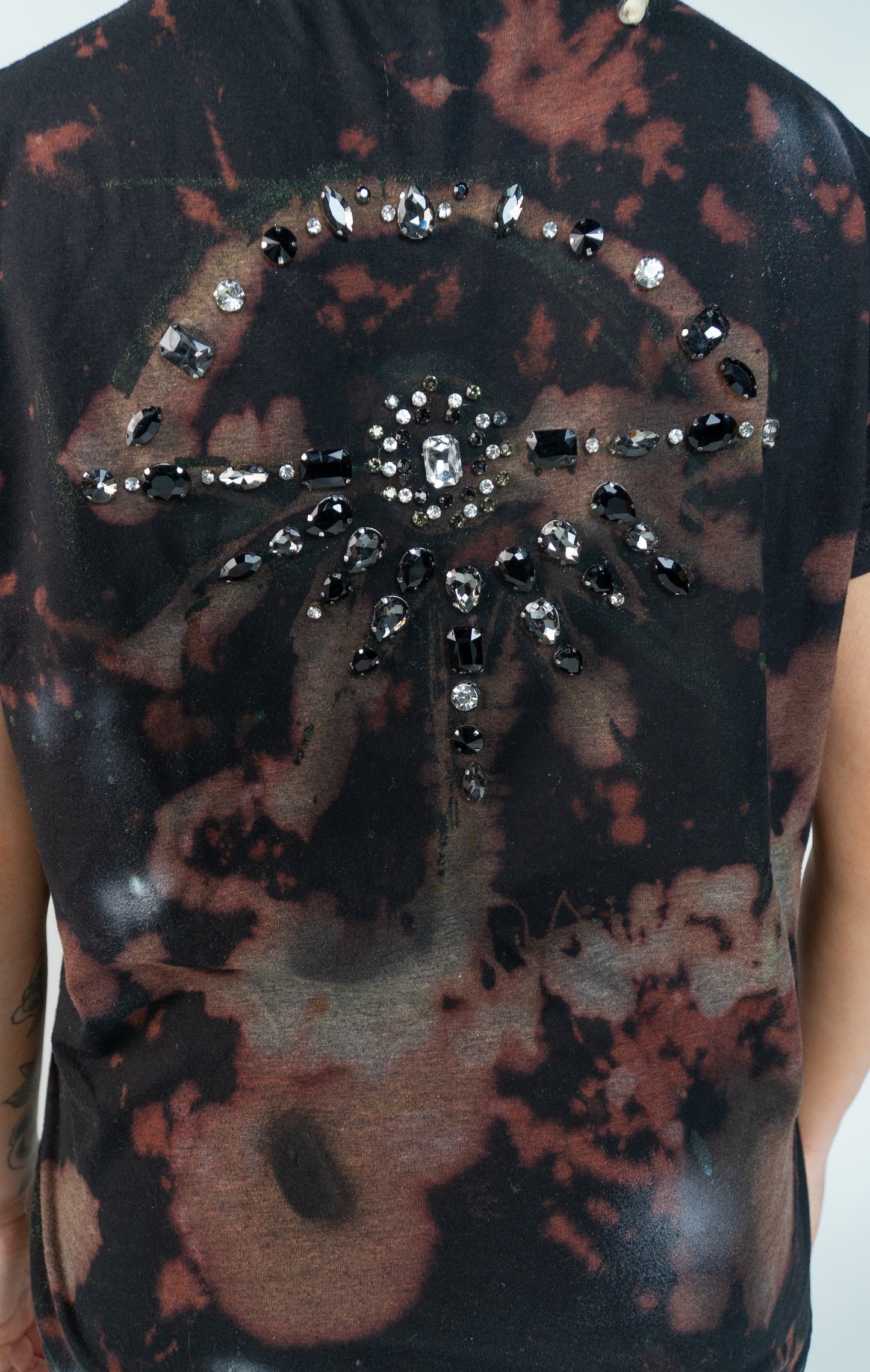 QUEEN EYE DZNR-TEE